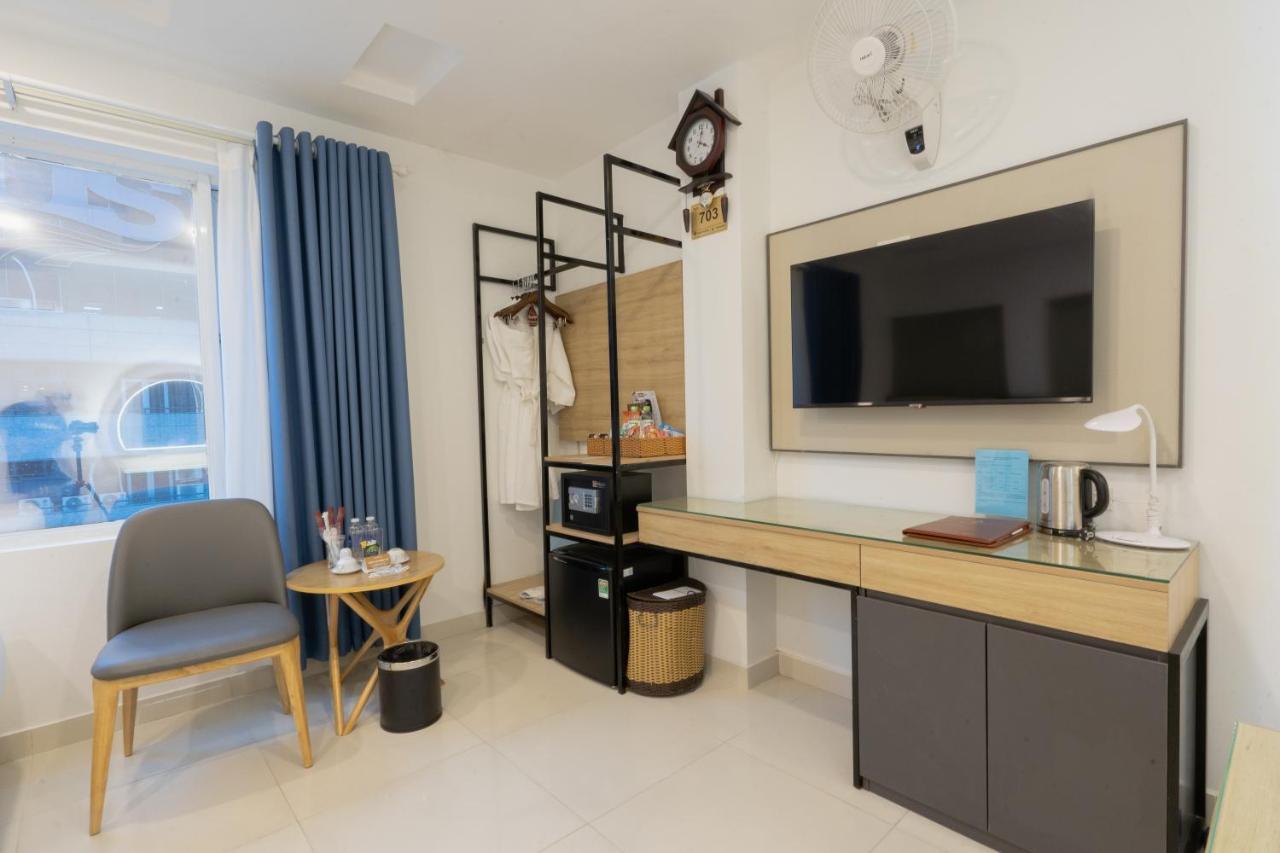 Khách sạn A25 - 14 Lương Hữu Khánh 2*