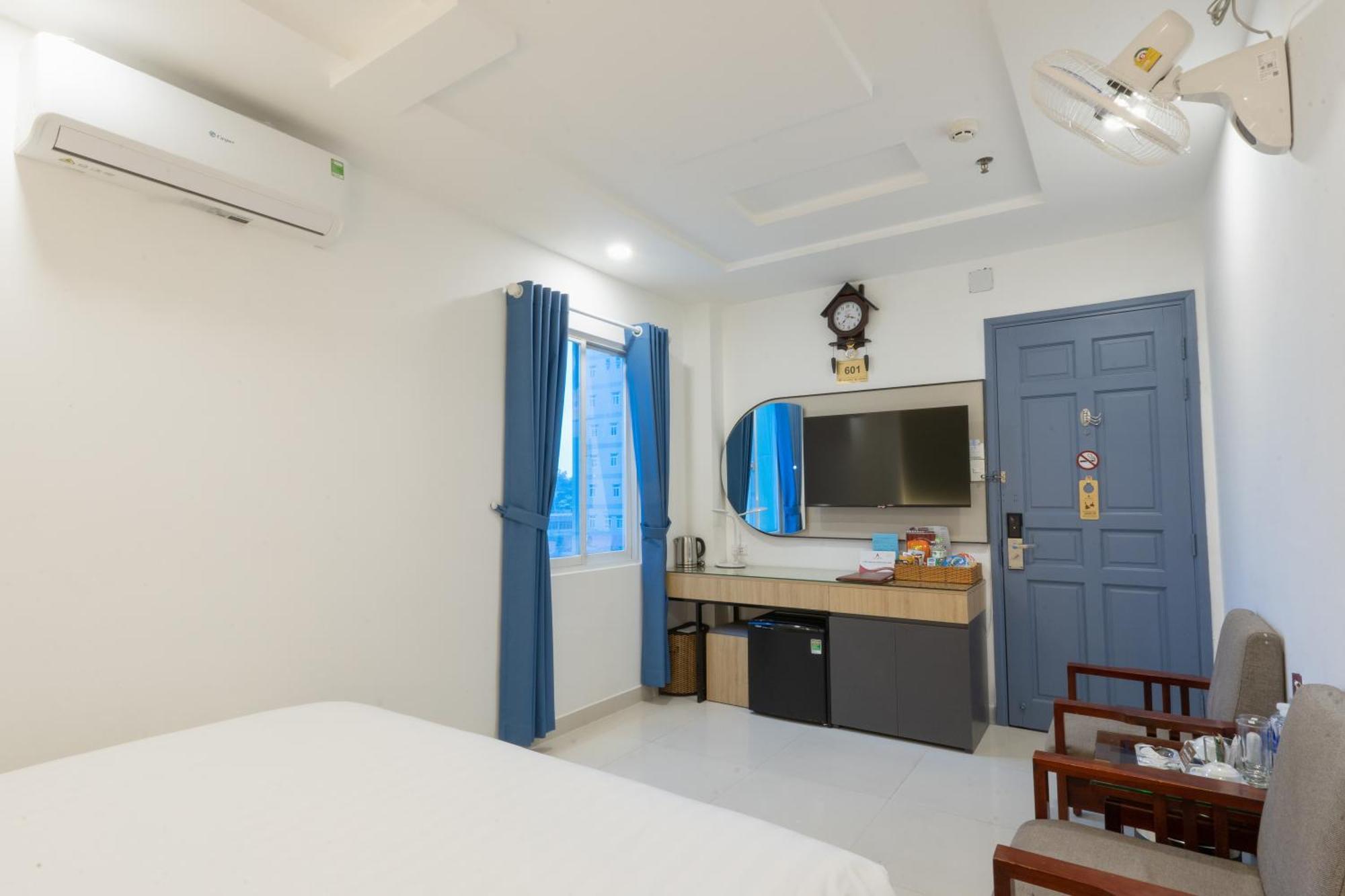 A25 - 14 Lương Hữu Khánh Khách sạn 2*