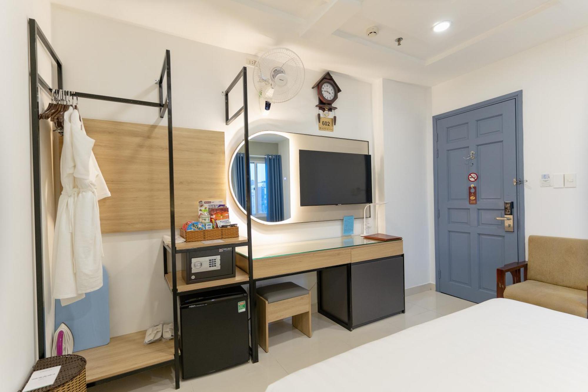 A25 - 14 Lương Hữu Khánh Khách sạn TP. Hồ Chí Minh