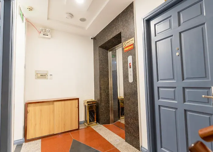 A25 Hotel - 14 Luong Huu Khanh